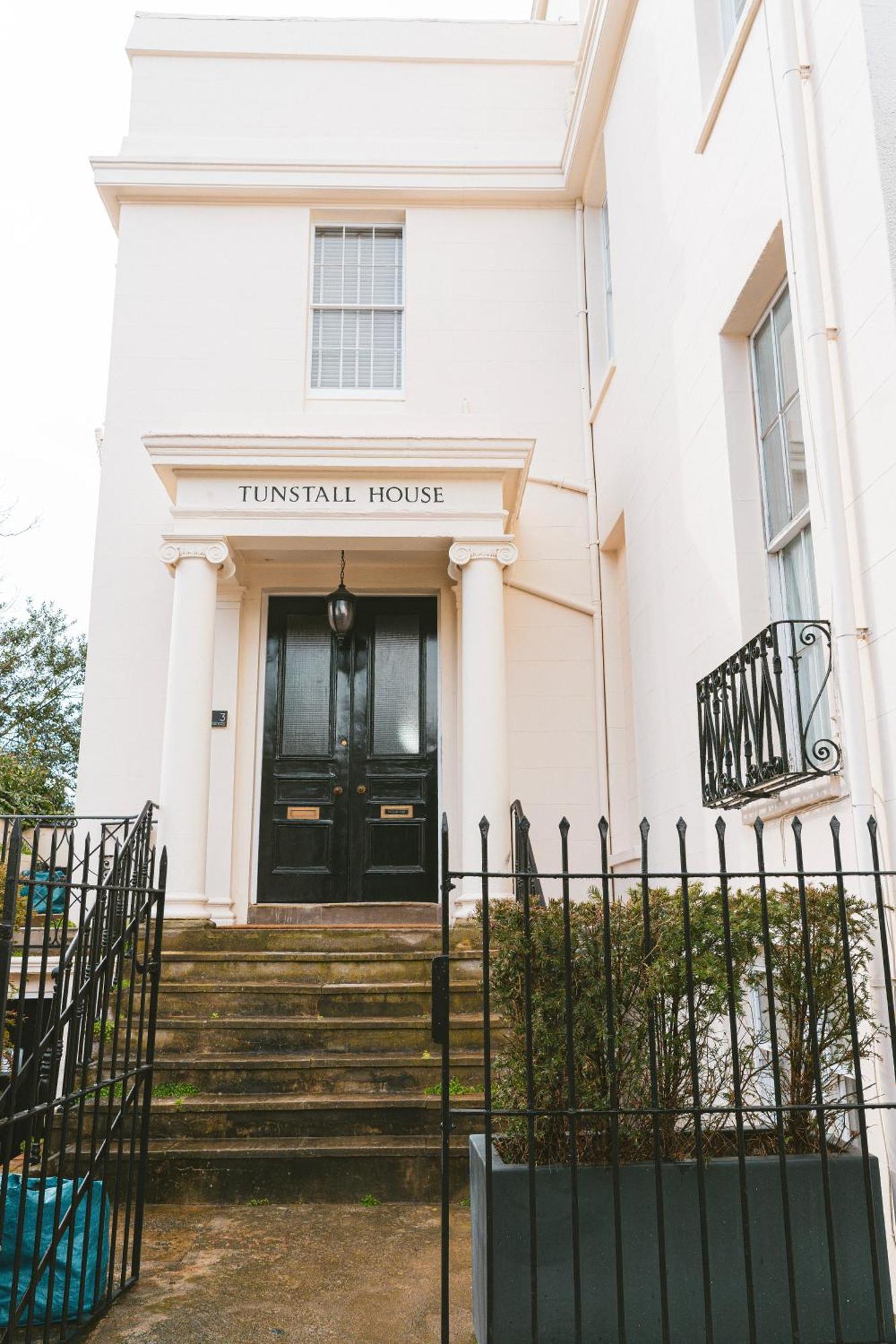 צ'לטנהם Tunstall House מראה חיצוני תמונה